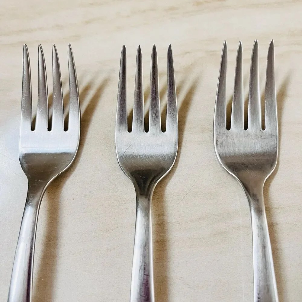 International Silver description stainless